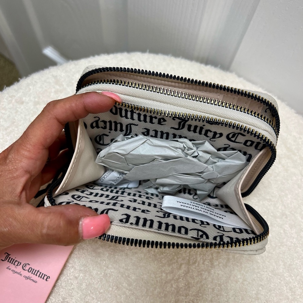 Juicy Couture Wallet NWT - Picture 5 of 5